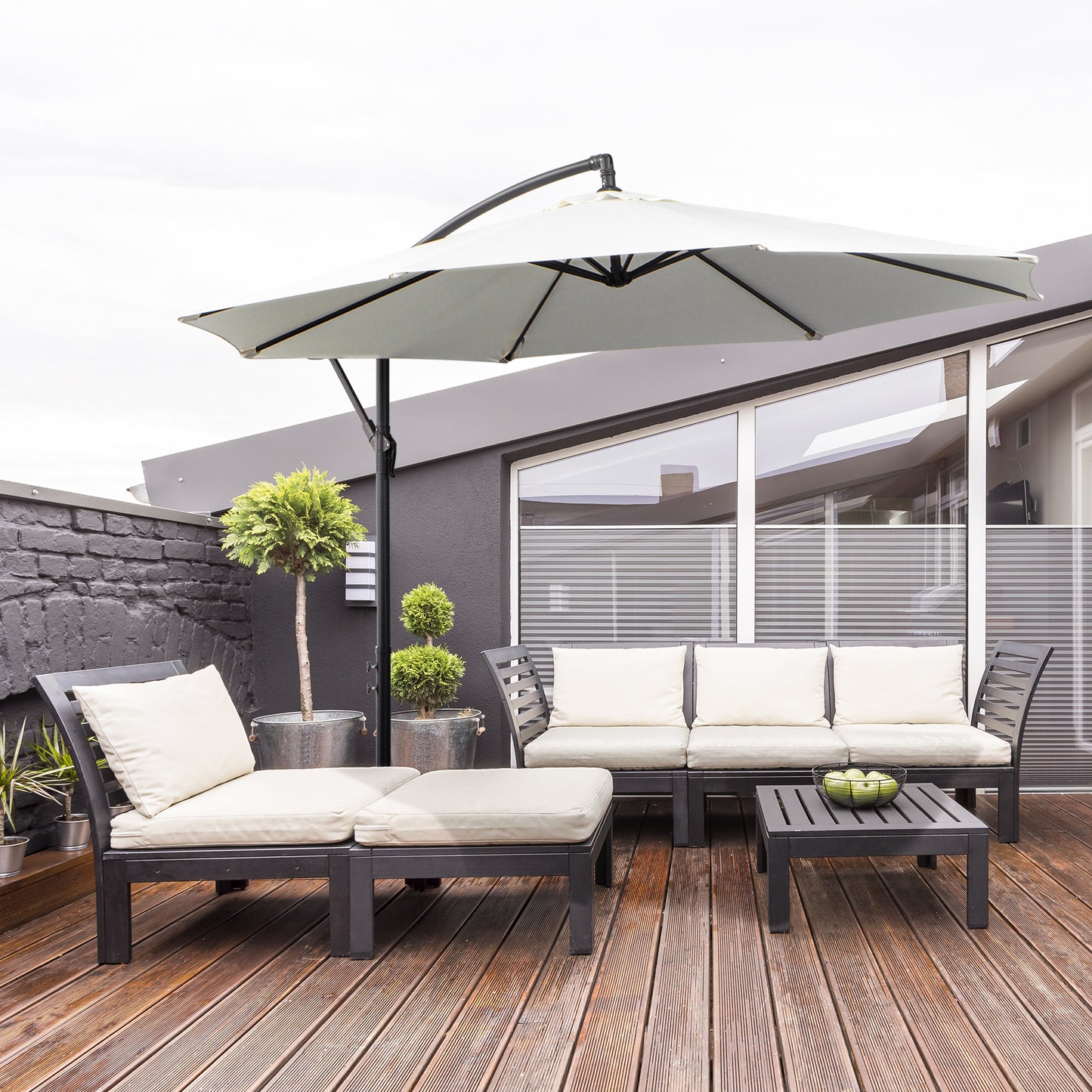 Outdoor Umbrella ( Amazon Shipping)(Prohibited by WalMart)