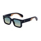 Fashionable boxy sunglasses for men with a simple frame that can be paired with nearsighted glasses