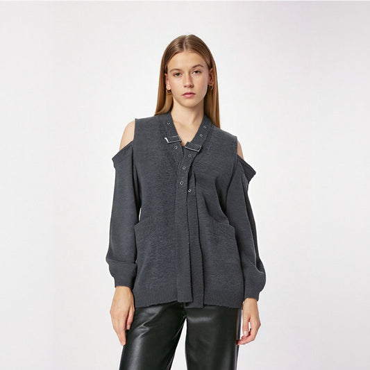 Off shoulder loop with V-neck knitted cardigan women's trendy silhouette single breasted long sleeved gray knitted top