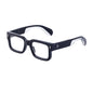 Fashionable boxy sunglasses for men with a simple frame that can be paired with nearsighted glasses