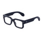 Fashionable boxy sunglasses for men with a simple frame that can be paired with nearsighted glasses
