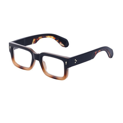 Fashionable boxy sunglasses for men with a simple frame that can be paired with nearsighted glasses