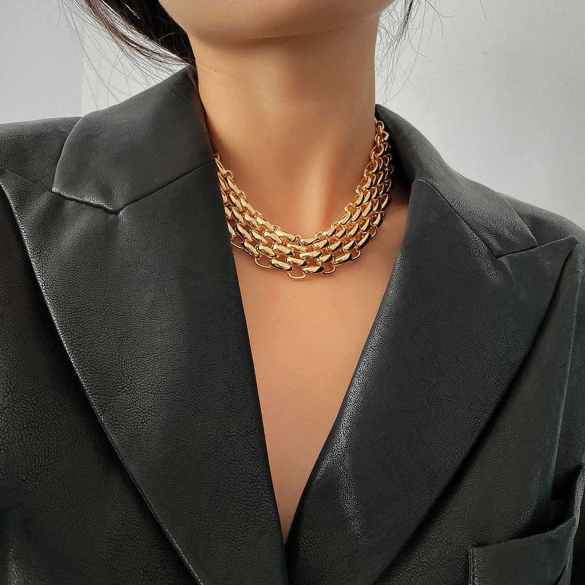 Personality exaggerated thick chain necklace female retro simple clothing accessories metal sweater chain