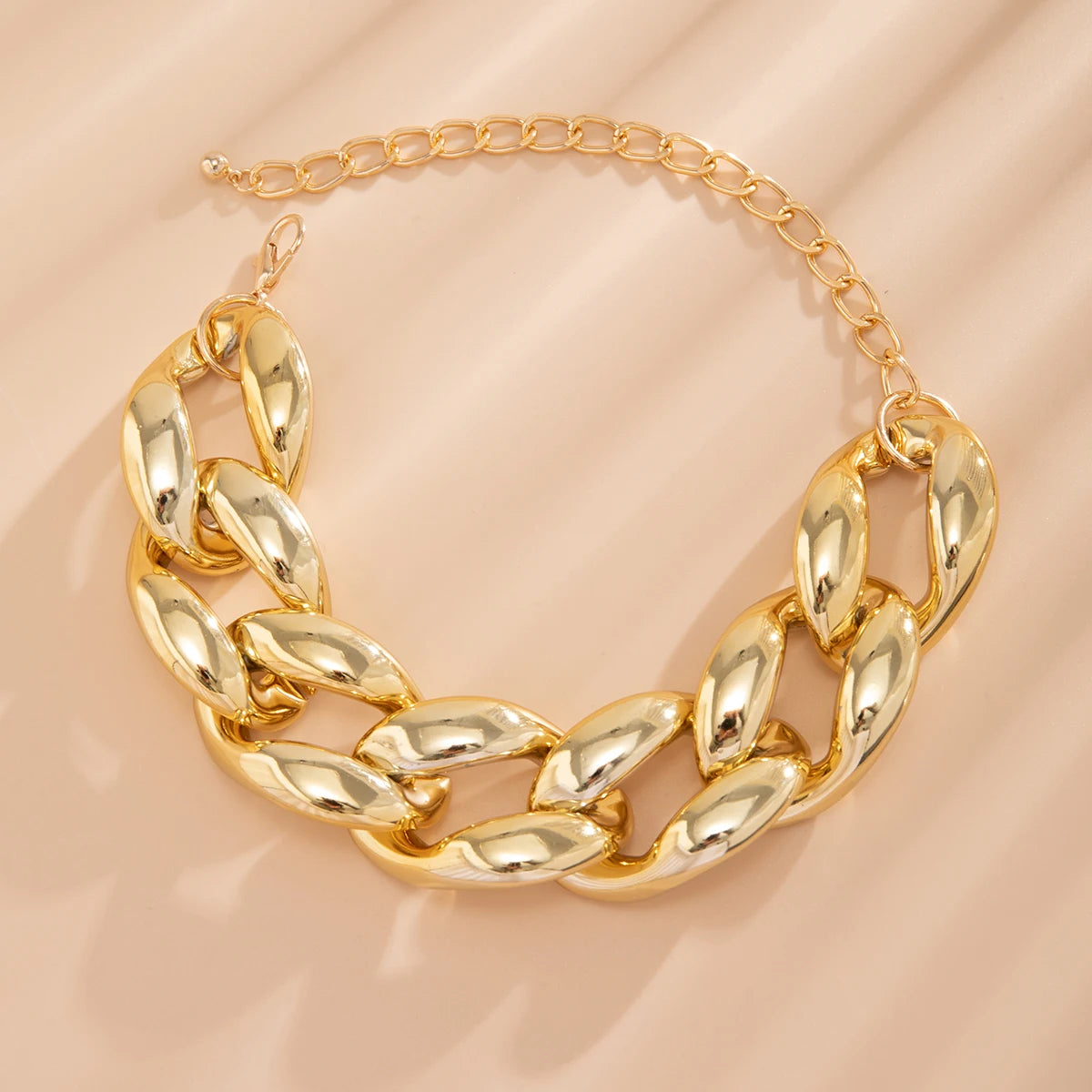 Exaggerated Big Thick Chain Short Choker Necklace for Women Trendy Statement Collar on the Neck Accessories
