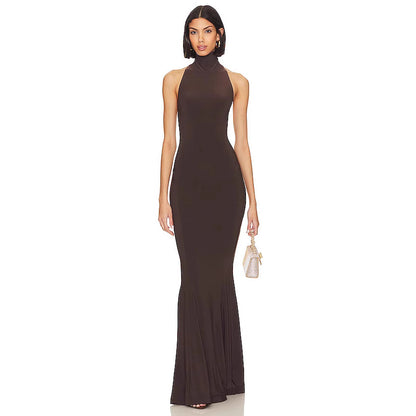 Hanging neck exposed back slim fit fashionable fishtail long dress formal dress