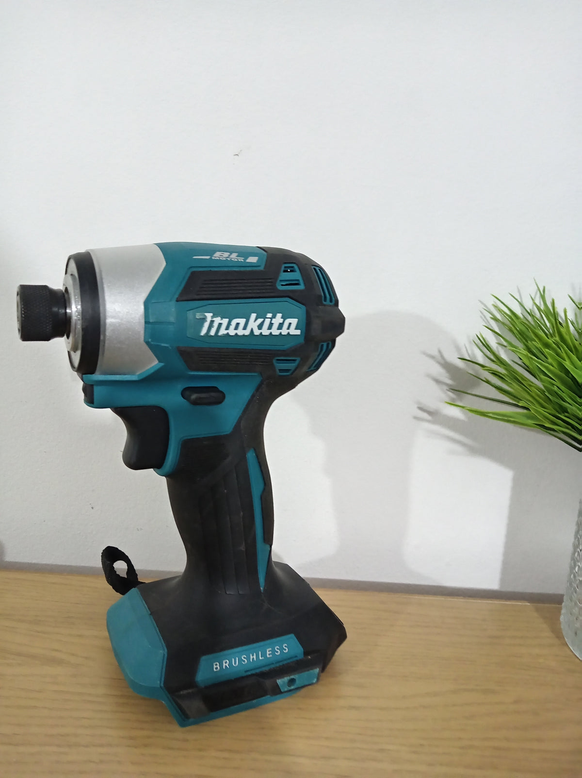 Makita DTD173 DTD173Z 18V LXT Brushless Cordless Impact Driver 1/4" Hex 180Nm Body Only