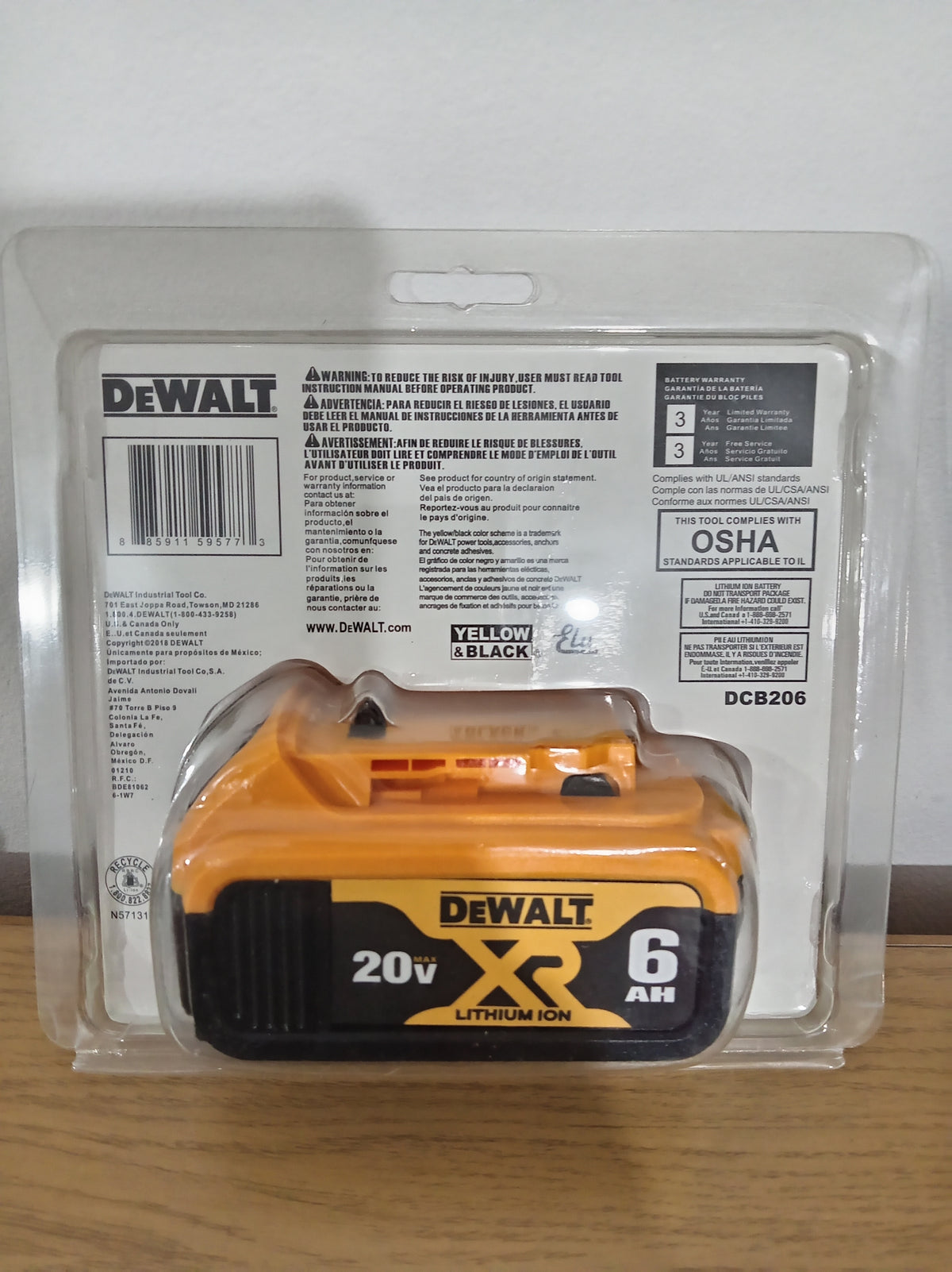 DEWALT DCB206 20V MAX XR 6.0Ah Lithium-Ion Battery 120Wh Fuel Gauge Cordless Power Tool Battery