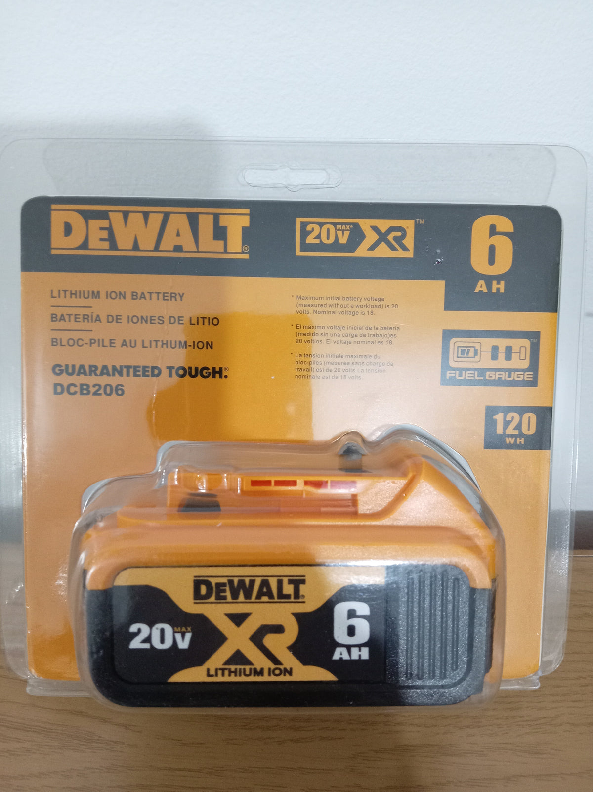 DEWALT DCB206 20V MAX XR 6.0Ah Lithium-Ion Battery 120Wh Fuel Gauge Cordless Power Tool Battery