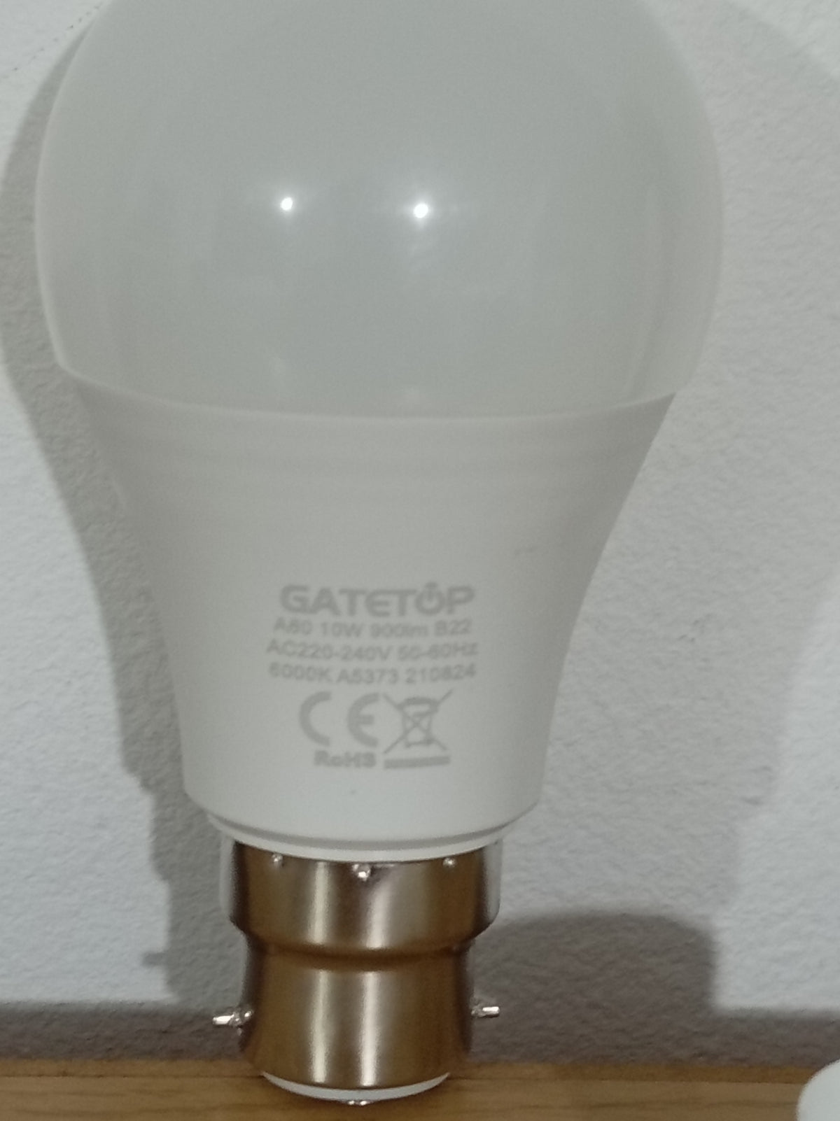 GATETOP A60 B22 LED Light Bulb 10W 900 Lumens 6000K Daylight White Bayonet Pin AC 220-240V 50-60Hz Energy Saving Lamp – Qty 1