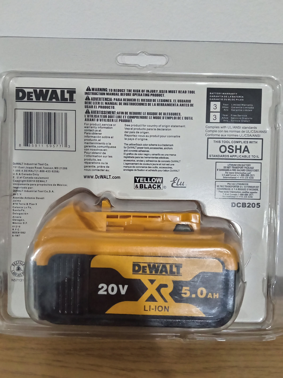 DEWALT DCB205 20V MAX XR 5.0Ah Lithium-Ion Battery 100Wh Fuel Gauge Cordless Power Tool Battery
