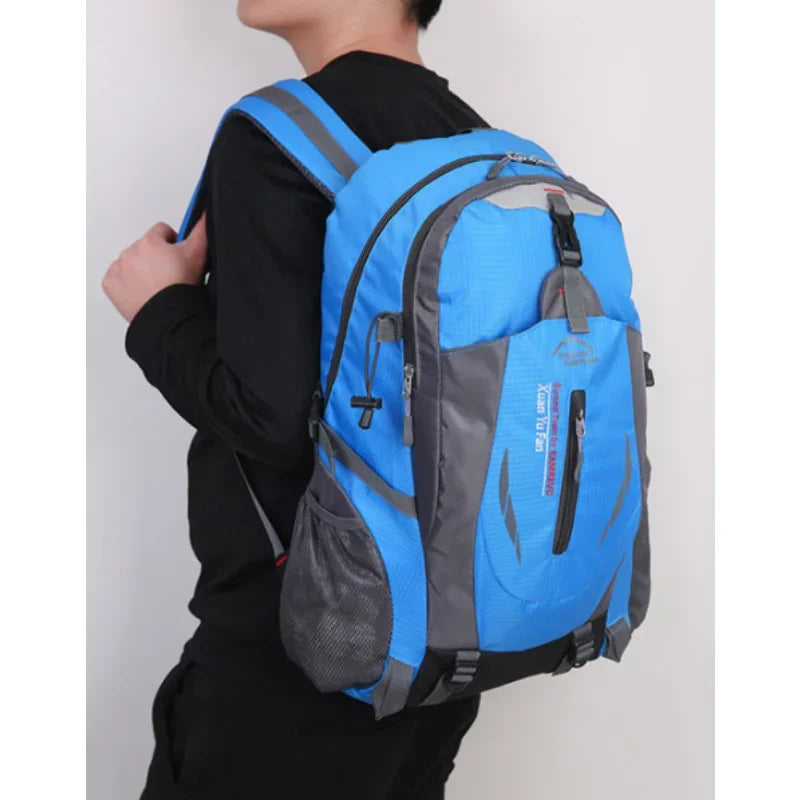 High-quality Nylon Waterproof Travel Backpack Men and Women Mountaineering Travel Bag Hiking Backpack Outdoor Sports Schoolbag