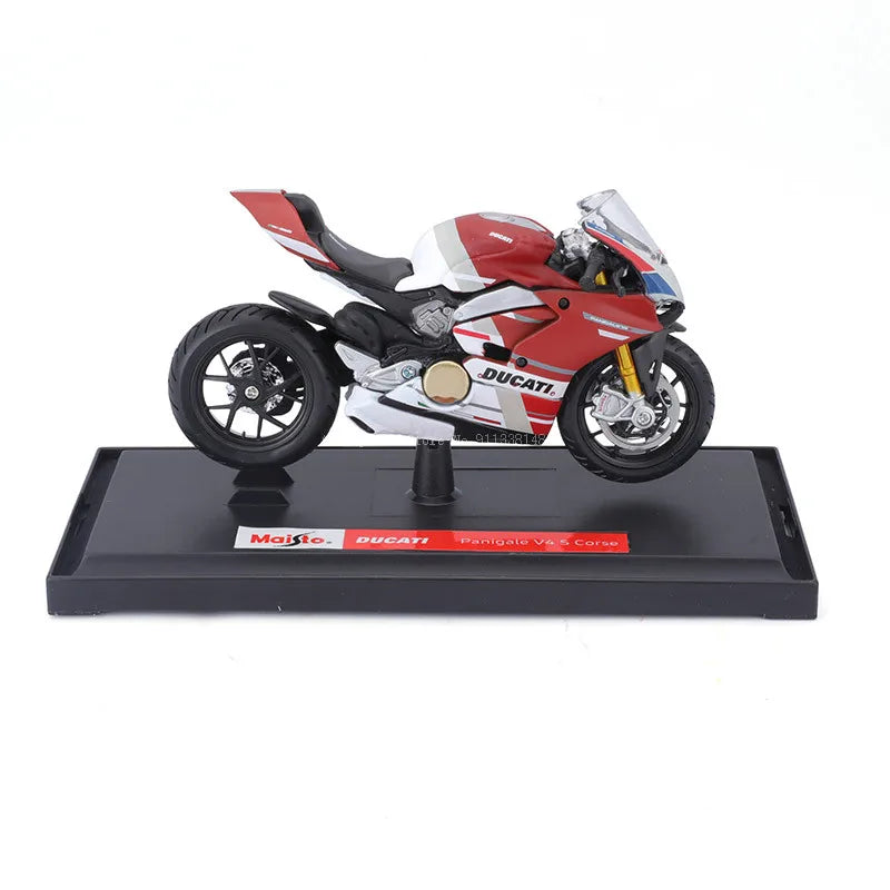 Maisto Ducati Super Naked V4 S 1:18 Scale Alloy Motorcycle Diecast Model Collectible Grade Gift Toy