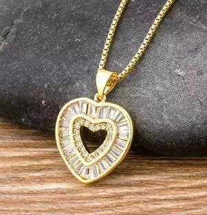 Heart Pendant Necklace for Women Rainbow Crystal Zircon Gold Plated CZ Necklace Romantic Heart Charm Jewelry Adjustable Chain Wedding Party Gift