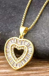 Heart Pendant Necklace for Women Rainbow Crystal Zircon Gold Plated CZ Necklace Romantic Heart Charm Jewelry Adjustable Chain Wedding Party Gift