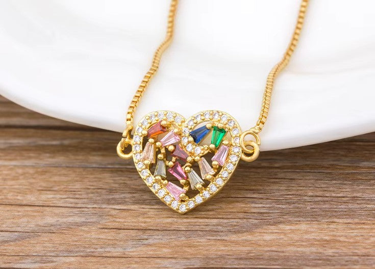Heart Pendant Necklace for Women Rainbow Crystal Zircon Gold Plated CZ Necklace Romantic Heart Charm Jewelry Adjustable Chain Wedding Party Gift