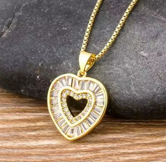 Heart Pendant Necklace for Women Rainbow Crystal Zircon Gold Plated CZ Necklace Romantic Heart Charm Jewelry Adjustable Chain Wedding Party Gift